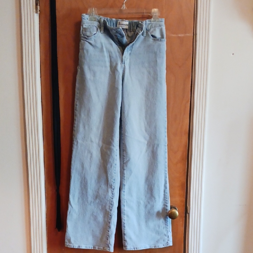 No Boundaries Jeans